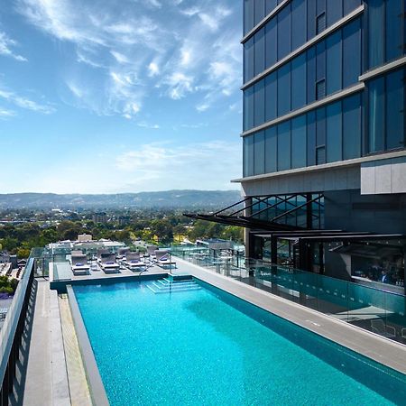 Crowne Plaza Adelaide, an IHG Hotel Exterior foto