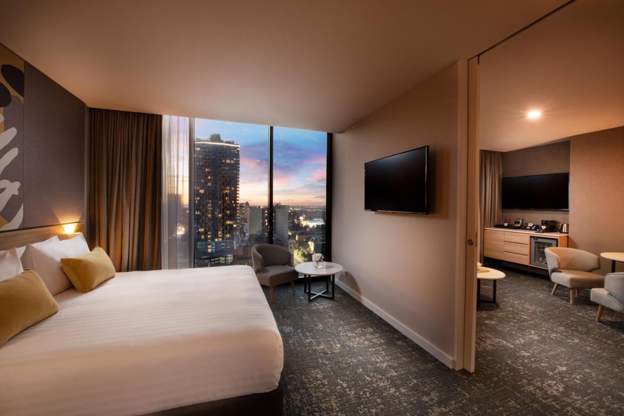 Crowne Plaza Adelaide, an IHG Hotel Exterior foto