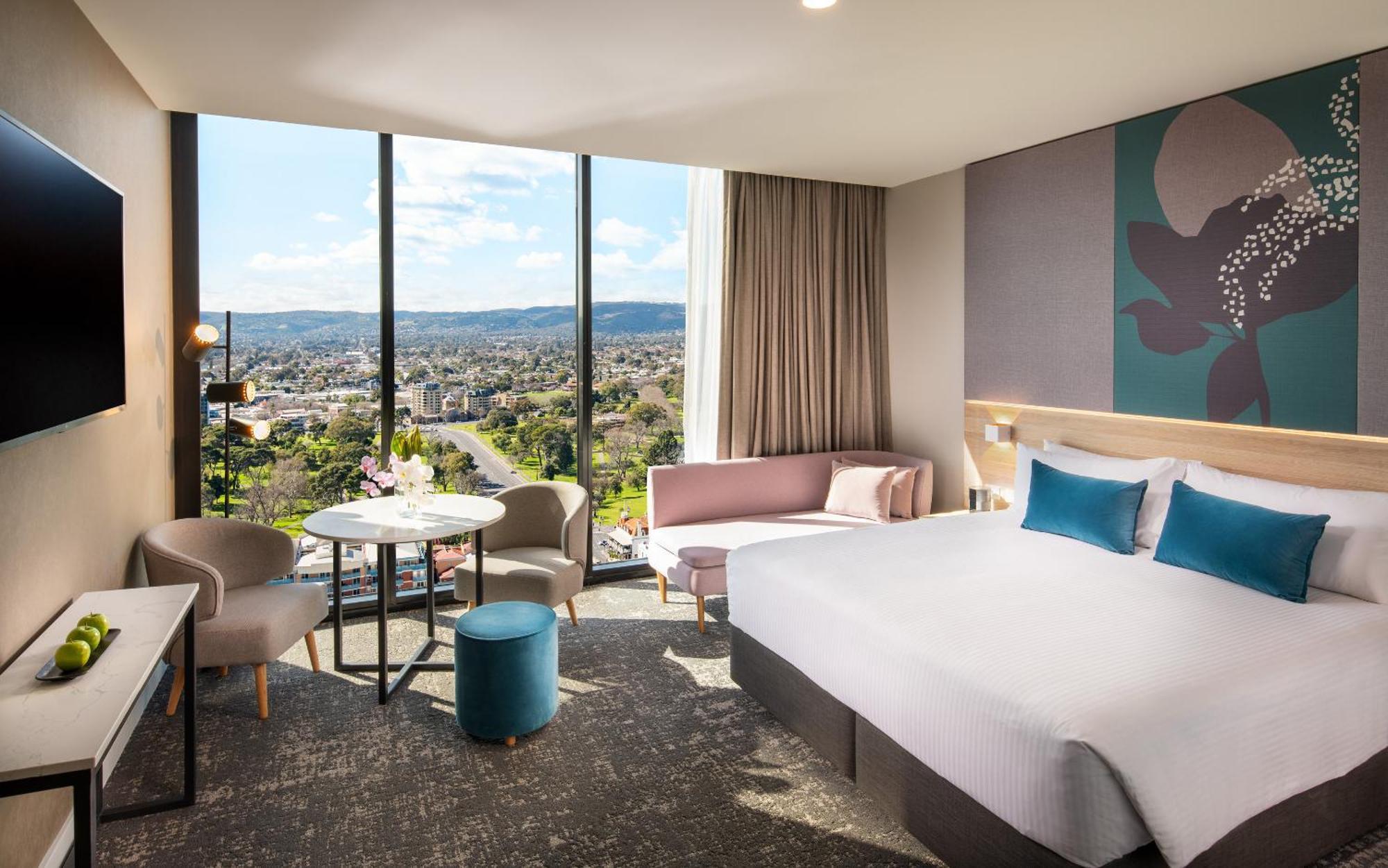 Crowne Plaza Adelaide, an IHG Hotel Exterior foto